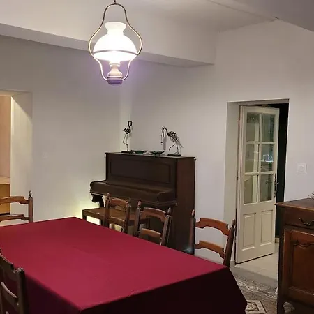 Maison De Village Du Xvii Siecle En Camargue Vila