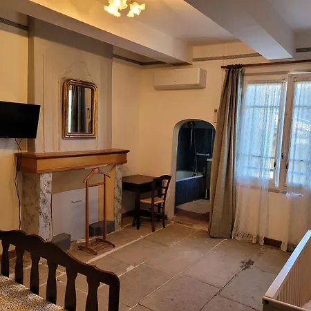 Villa Maison De Village Du Xvii Siècle En Camargue *