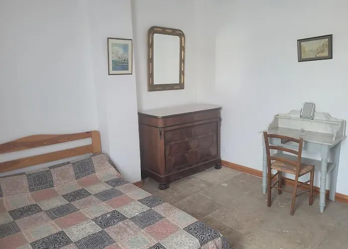 Villa Maison De Village Du Xvii Siecle En Camargue Le Cailar