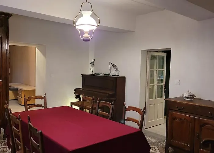 Maison De Village Du Xvii Siecle En Camargue Villa